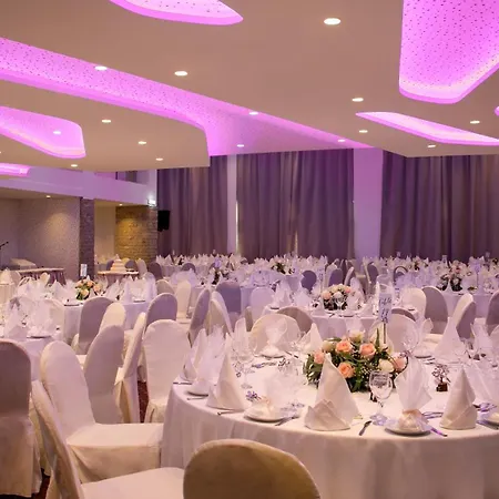 Cleopatra Hotel