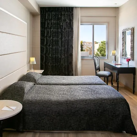 Cleopatra Hotel 4*