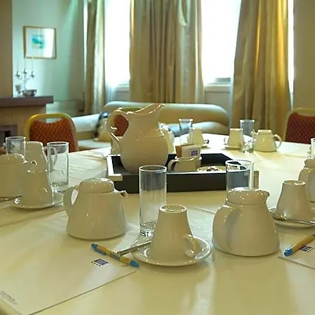 Cleopatra Hotel