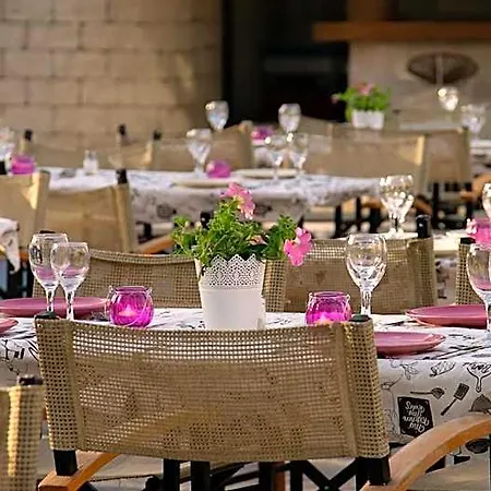 Cleopatra Hotel Nicosia