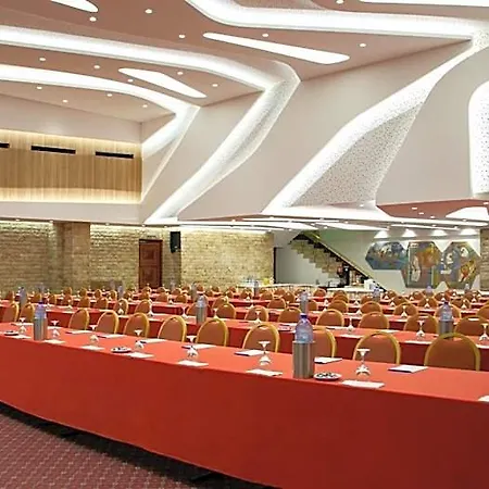 Hotel Cleopatra
