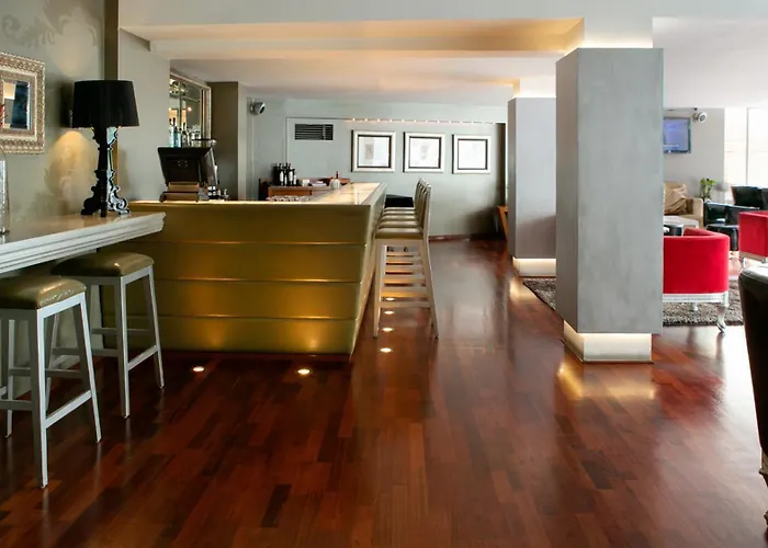 クレオパトラ 4* ニコシア