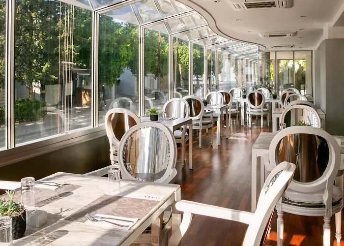 クレオパトラ 4* ニコシア