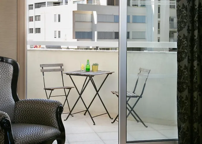 クレオパトラ ホテル 4*