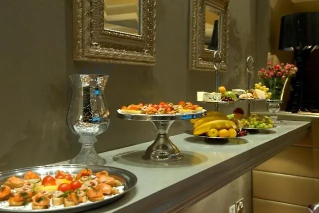 クレオパトラ 4* ニコシア