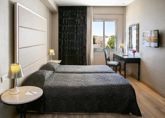 クレオパトラ ホテル 4*