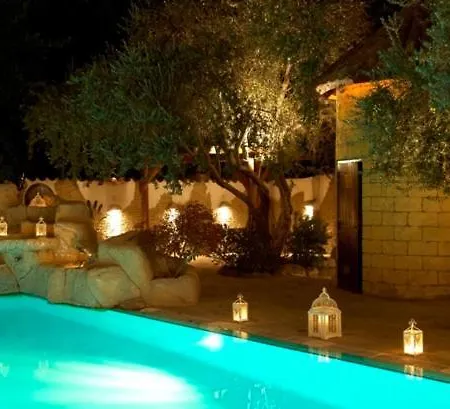 Hotel Cleopatra